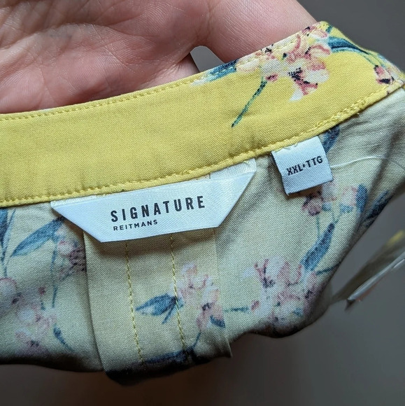 NWT Reitmans Yellow Floral Button Front Halter Blouse Woman's XXL - Picture 9 of 9